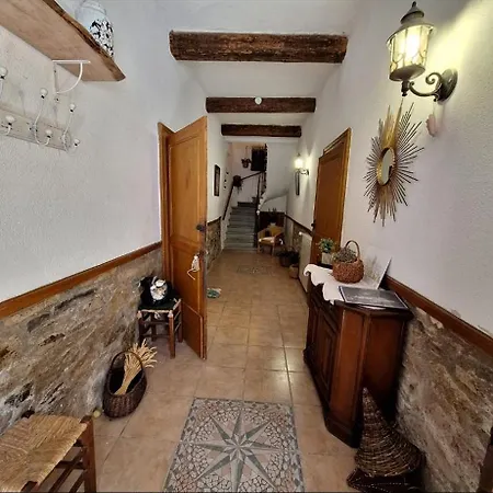 Les Semailles Holiday home Saint-Nazaire-de-Ladarez